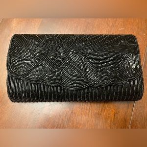 La Regale clutch purse